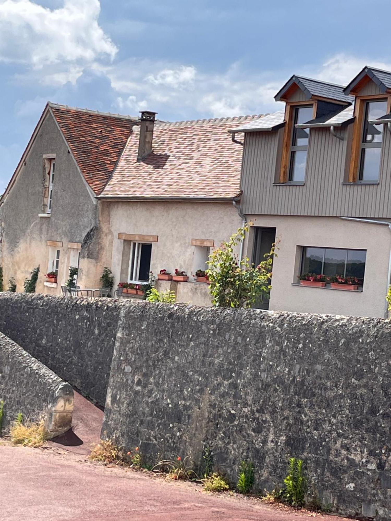 Maisons D'Hotes Du Chateau Au Grand Pressigny Le Grand-Pressigny Esterno foto
